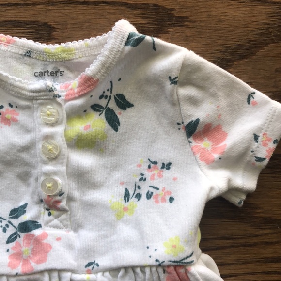 Carter’s Baby Girl’s Dress Bundle - Picture 4 of 10